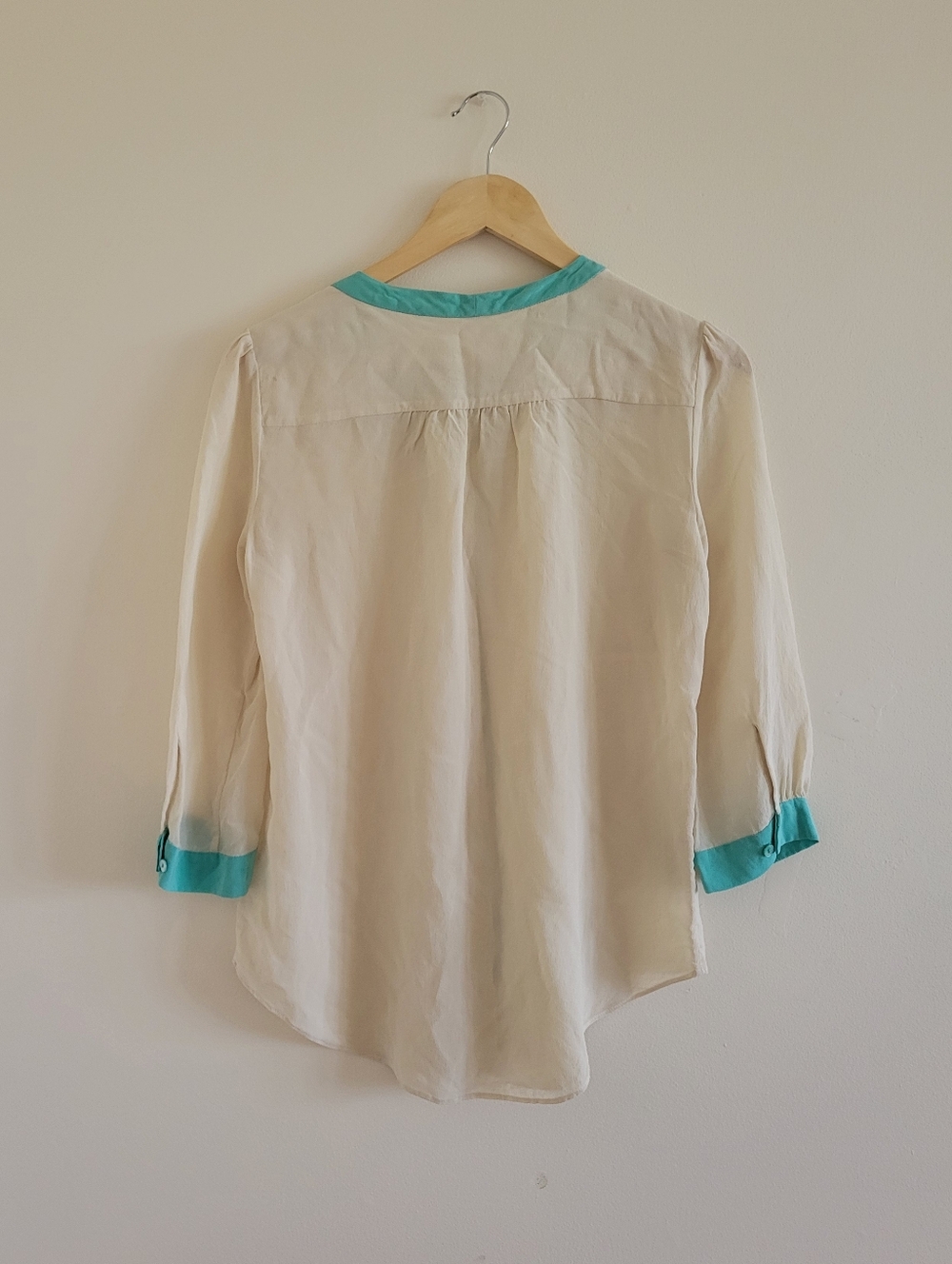 Babaton Cream Blouse with Tie Knot And Teal Details - Picture 2 of 7